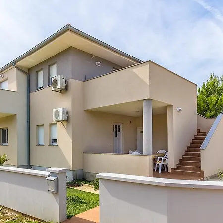 Dundo Apartamento Medulin